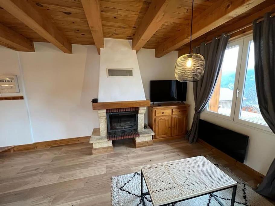 Appart Duplex Chalet Plein Sud Feissons-sur-Salins Eksteriør bilde